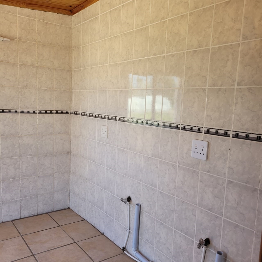 To Let 3 Bedroom Property for Rent in Hartebeesfontein Western Cape